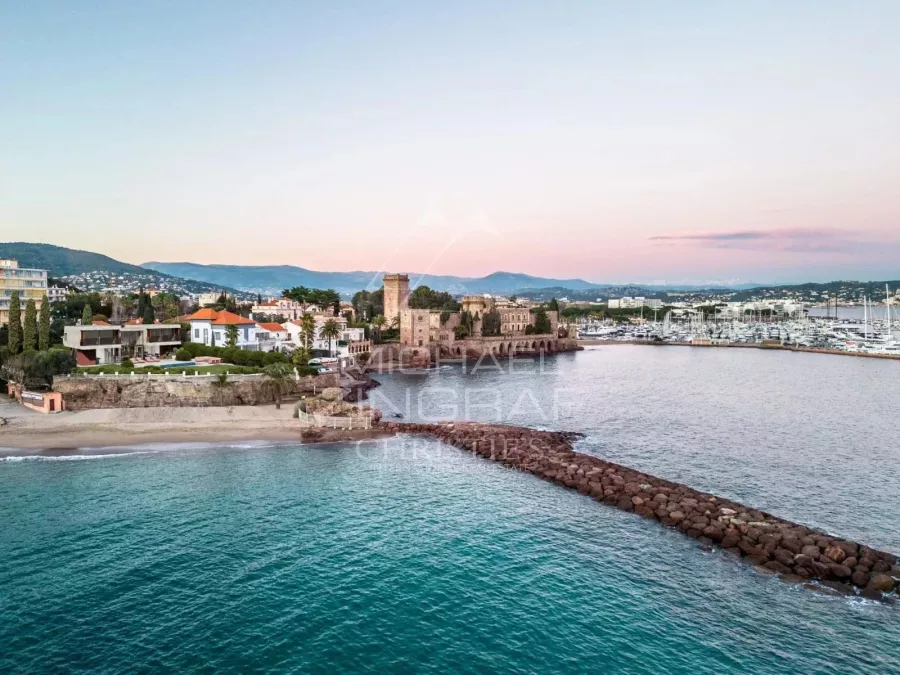 Mandelieu - villa neuve 4 chambres - 1