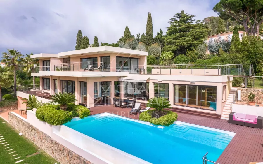 Proche Cannes - superbe villa vue mer - 1