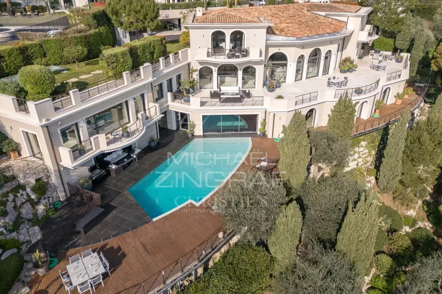 Villa d’Exception à Saint-Jean Cap Ferrat – Luxe & Sérénité - 1
