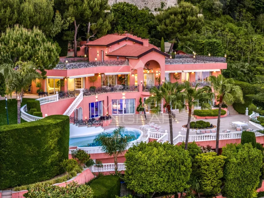 Roquebrune-Cap-Martin - Villa contemporaine d’exception à louer - 1