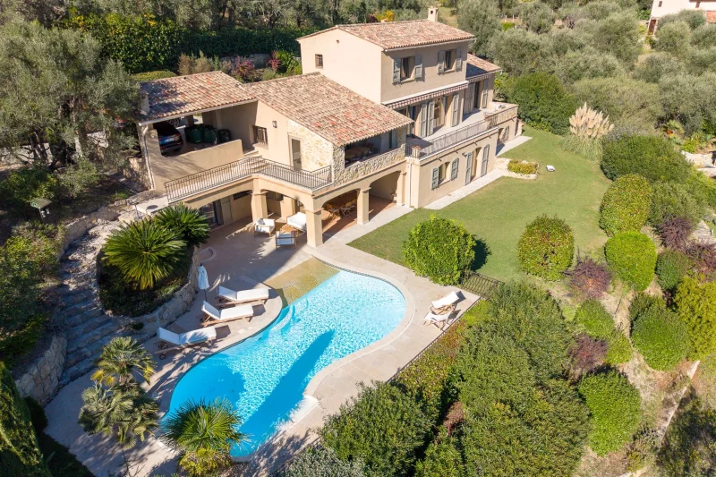 Arrière-Pays Cannois - Villa provençale au calme - 5 chambres - 2