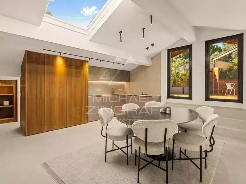 Appartement duplex rénové au centre du village - 2