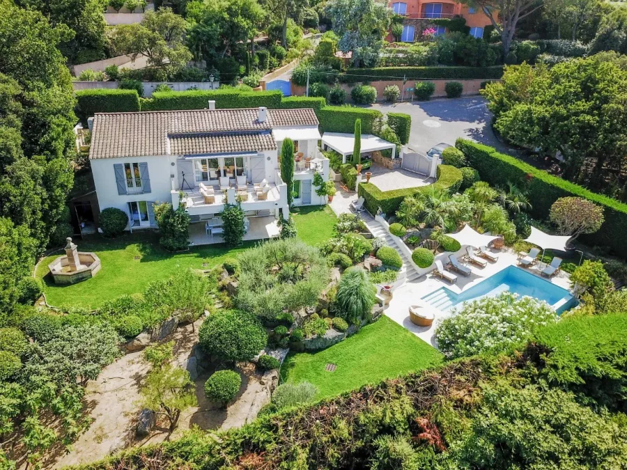 Villa Belle vue – Proche de Saint-Tropez - 1