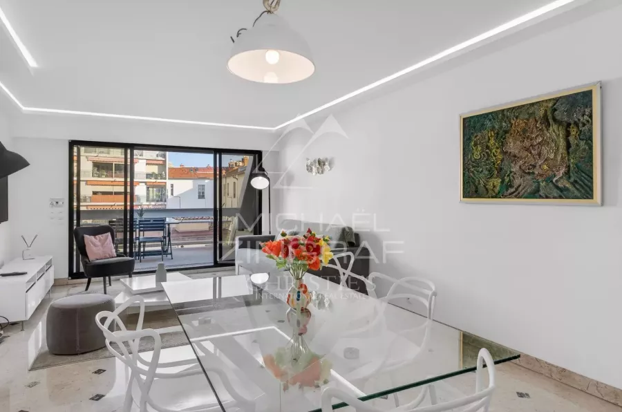 Appartement rénové avec terrasses – Carré d’Or – Nice - 2