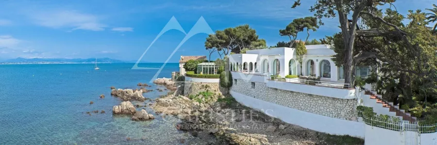 Cap d'Antibes - Unique villa pieds dans l'eau - 1