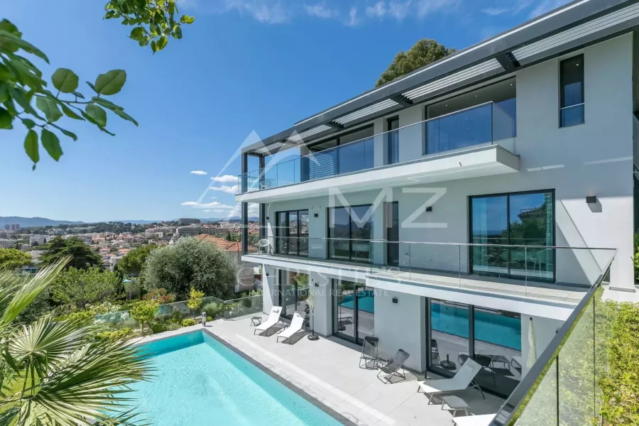 Proche Cannes - Villa contempraine neuve - 1