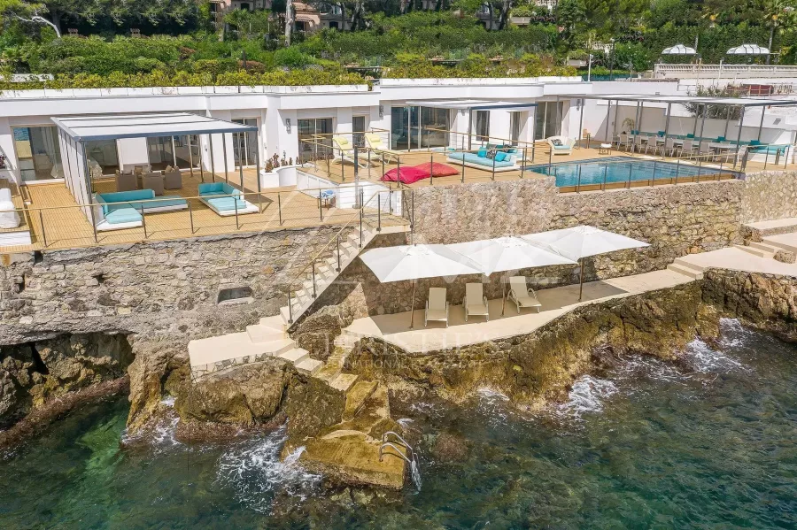 Cap d'Antibes - Exceptionnelle villa pieds dans l’eau - 2