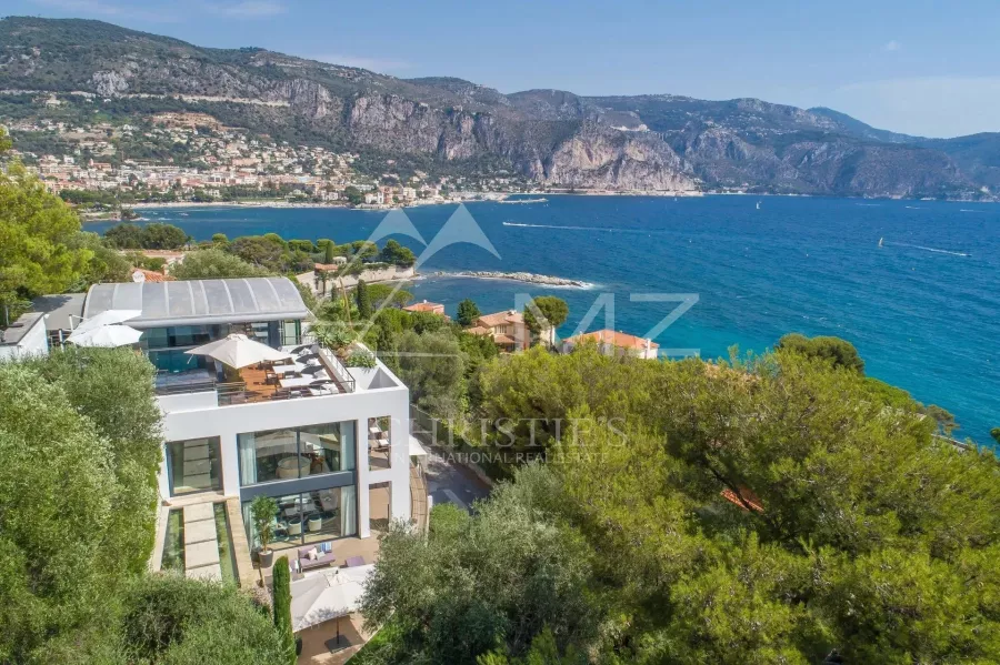 Saint-Jean-Cap-Ferrat – Villa d’exception avec vue panoramique sur la mer - 1