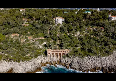 An Iconic French Riviera Estate
